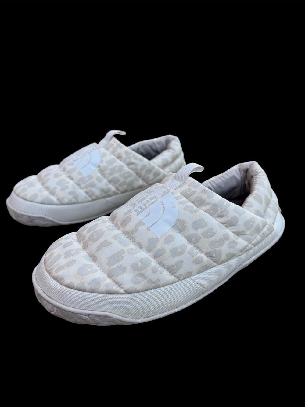 The North Face Women's Nuptse Mule Slipper NF0A5G2B Silver Grey/Leopard Print 10